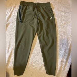 BCG Men's Green Khaki Jogger Pants Activewear
